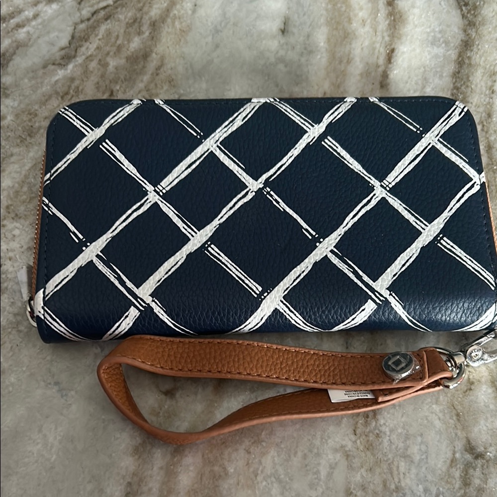 Navy and White Patterned Women's Wristlet